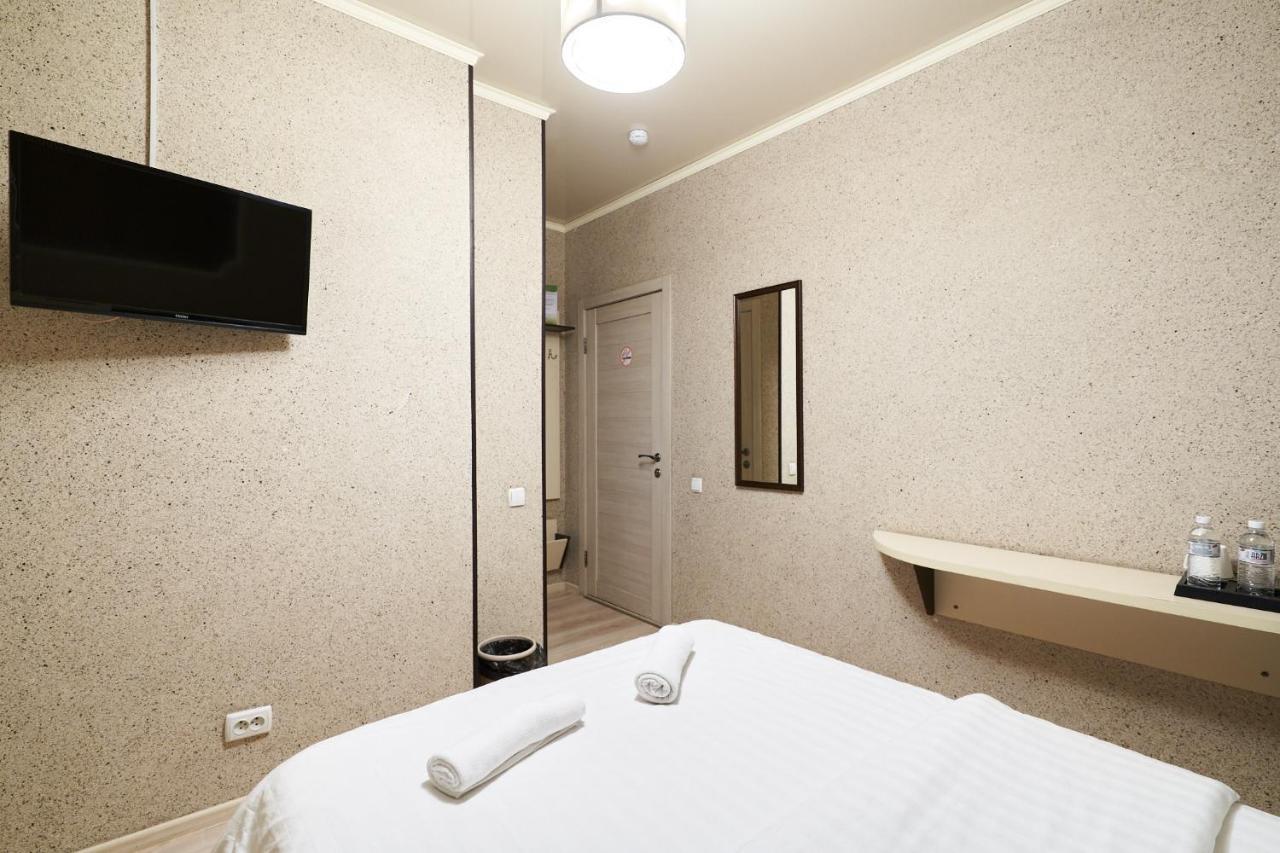 7 Days Hotel アルマトイ エクステリア 写真
